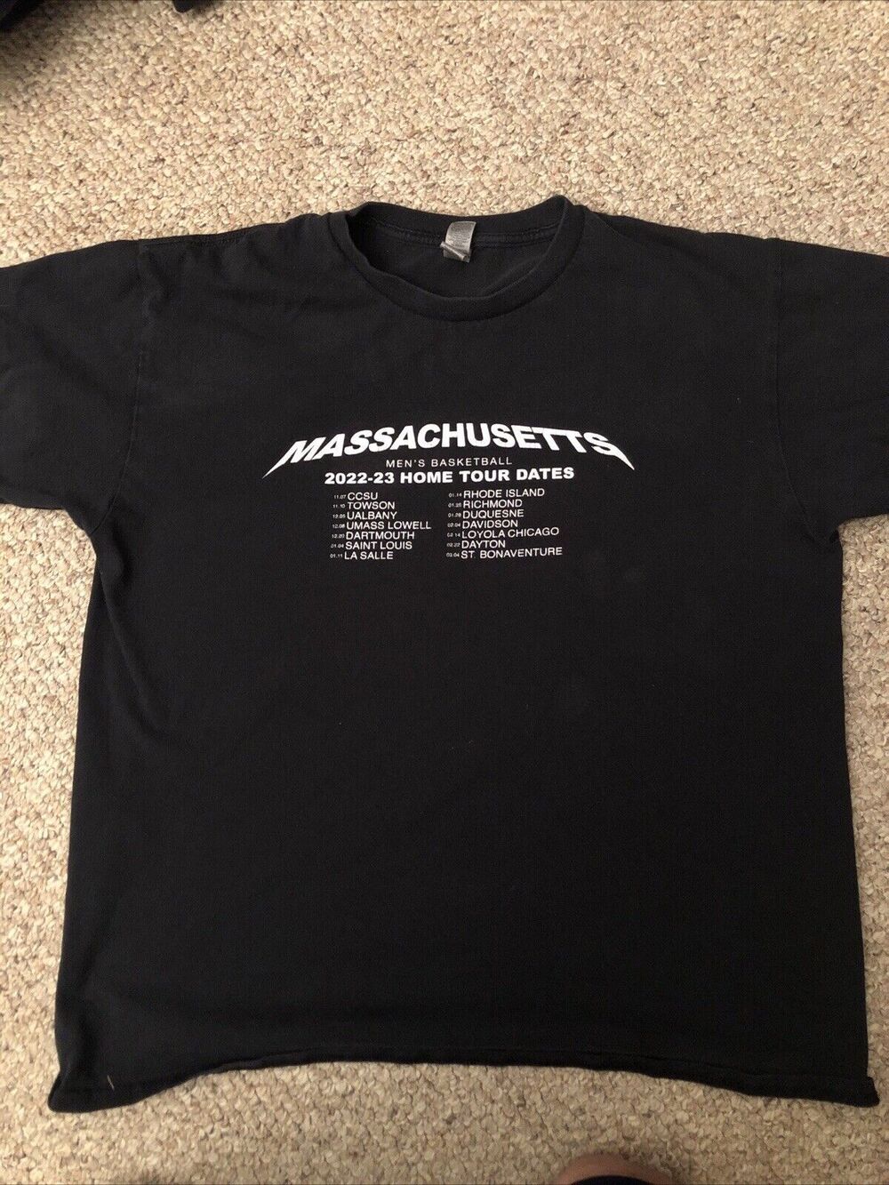 UMass Amherst Men's Basketball Black Large‎ T Shirt 2022-23 Schedule Shirt